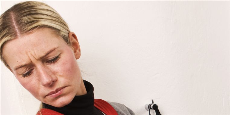 ”For 100 år siden var vi mere accepterende over for naturlige kropsdufte. I dag forbinder vi for eksempel svedlugt med noget, der er lidt klamt,” siger forsker Therese Ovesen.