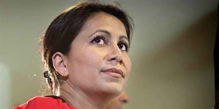 - Min rolle vil være, som den hidtil har været, hvor jeg arbejder som aktivt udvalgsmedlem til gavn for borgerne, siger Özlem Cekic til Politiken.