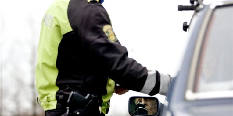 Goddag, har de drukket? Politiet er på jagt efter J-dags spritbilister i dag.