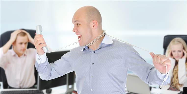 Pas på du ikke bliver taget ved næsen, når du siger ja tak til arbejde i et callcenter.