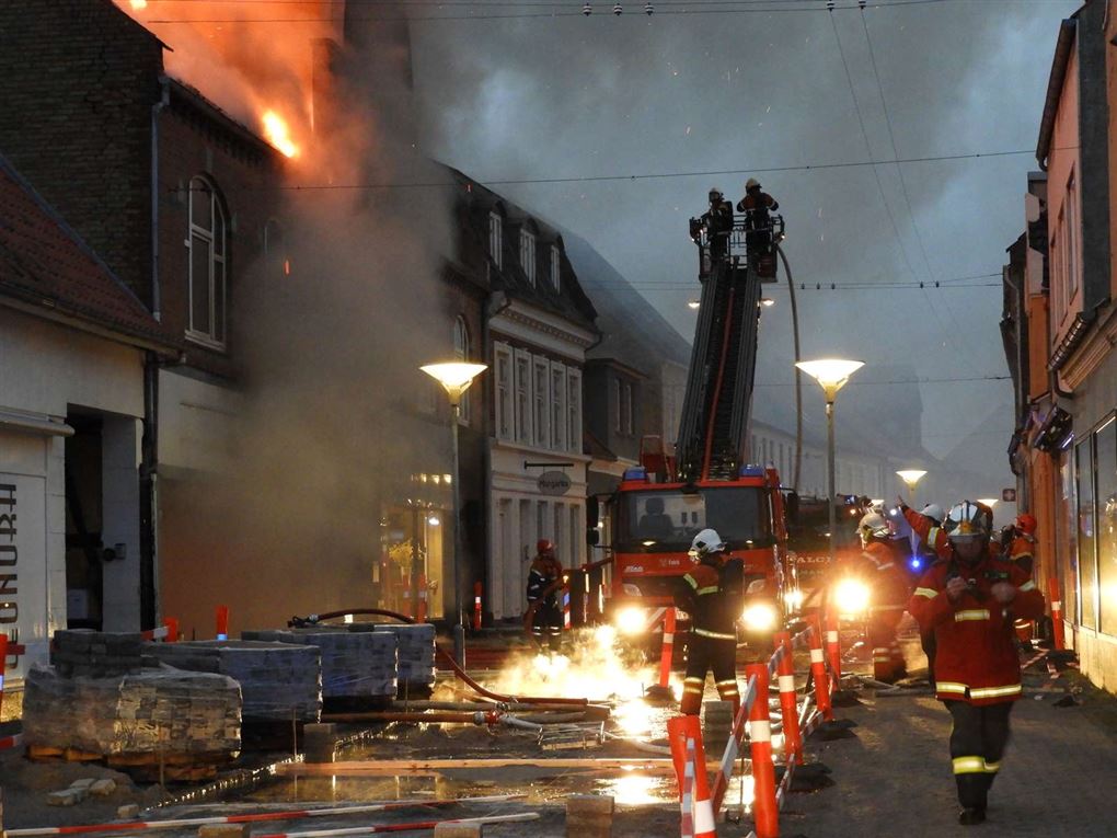 grube rookie hulkende Brand hærgede i gågade: - Alt er ødelagt - Avisen.dk