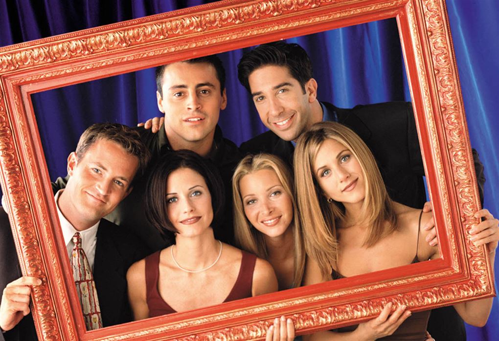 billede af skuespillerne i Friends