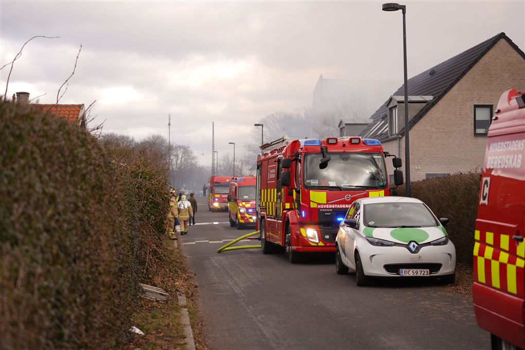 brandbiler på villavej