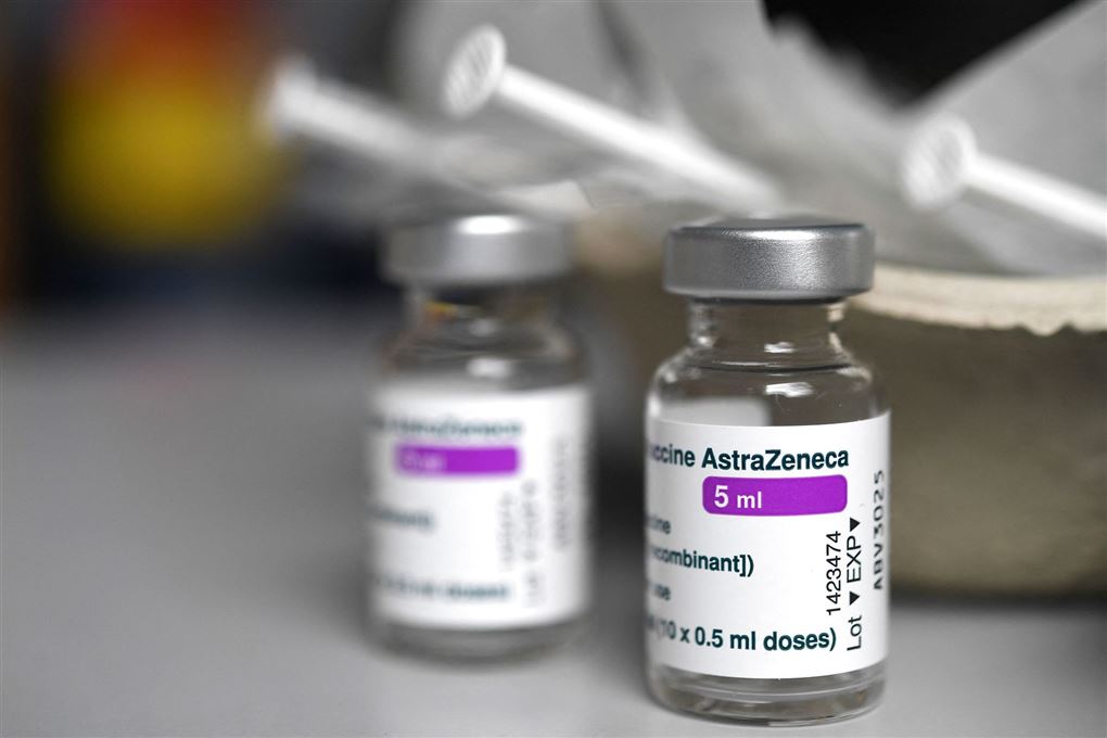 To doser af AstraZeneca vaccinen