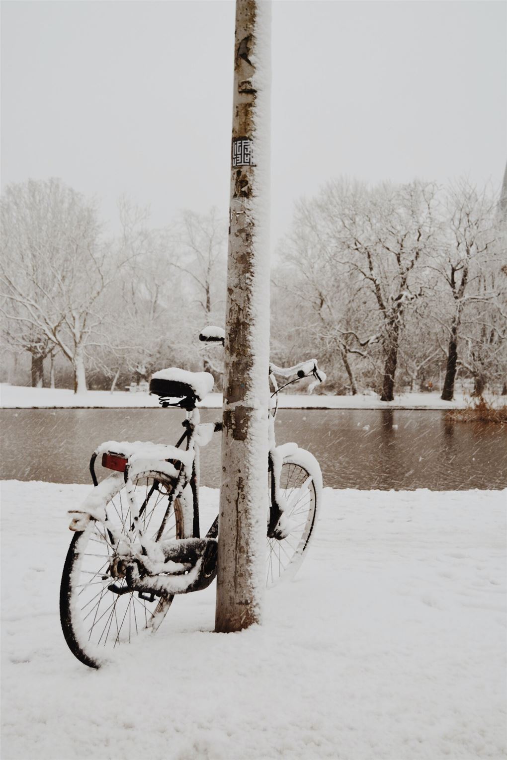 En cykel i snevejr