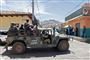 en jeep med militærfolk i Mexico