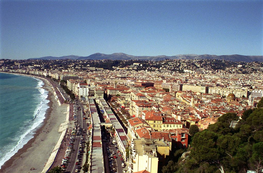 luftfoto af byen Nice og havet