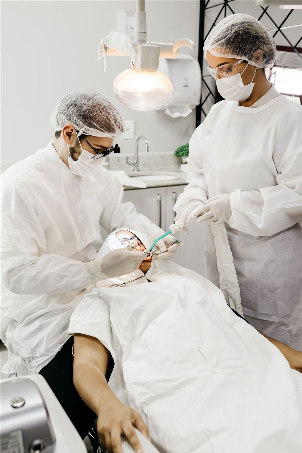 To tandlæger om en patient