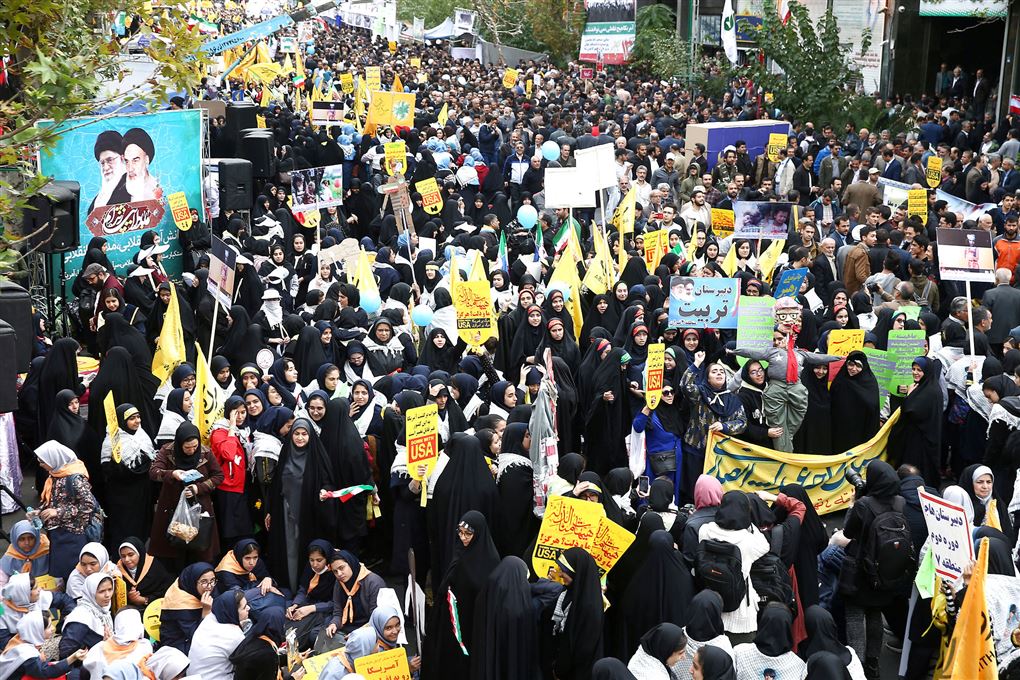 Demonstranter i Iran