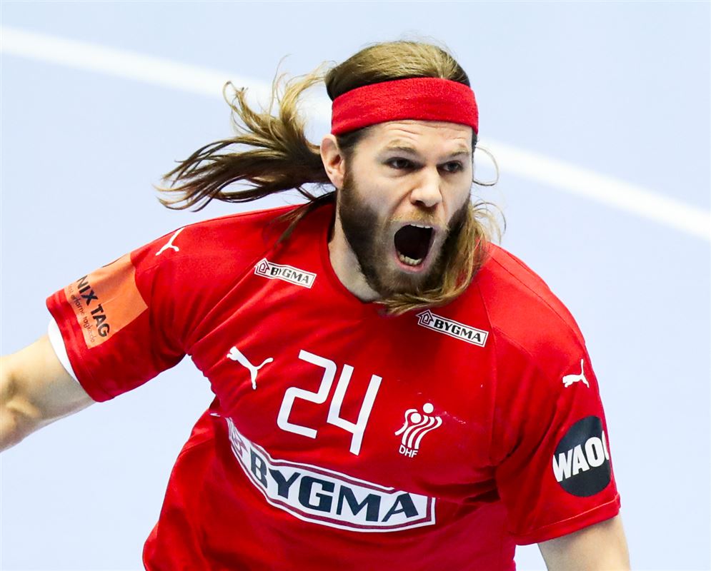 mikkel hansen mizuno