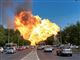 En ildsøjle stiger til vejrs efter en stor eksplosion i den russiske by Volgograd. 
