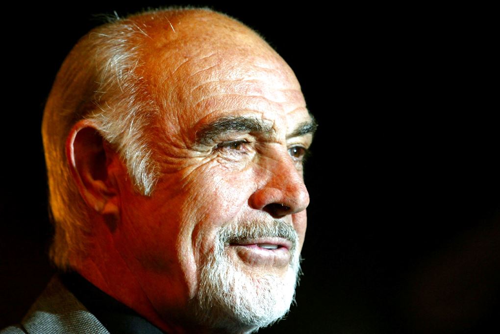 Sean Connery i profil 