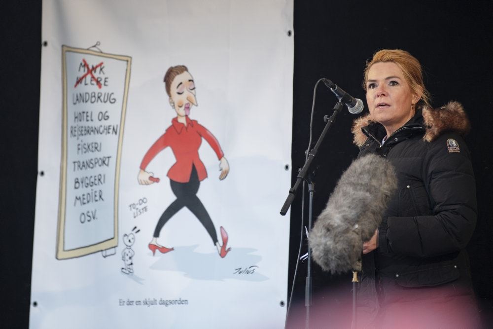 Inger Støjberg holder tale ved demonstrationen i Aarhus