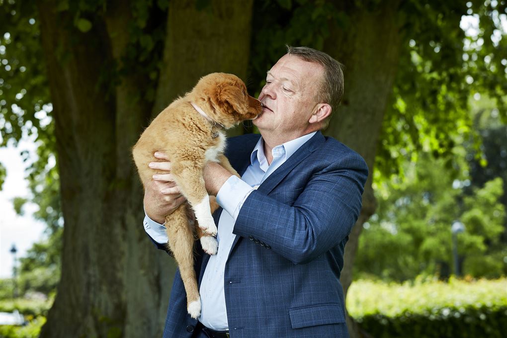 Lars Løkke med hund 