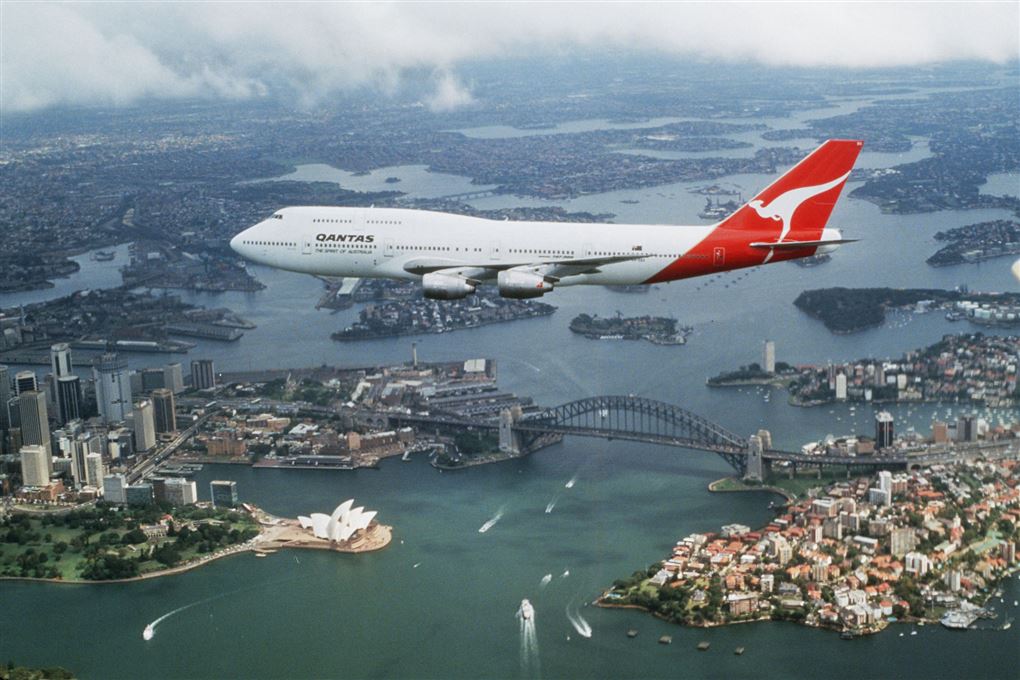 fly fra qantas i luften over Sydney