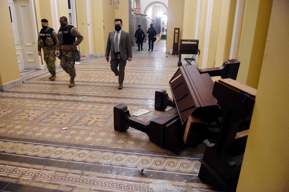 væltede møbler inde i den amerikanske kongres 