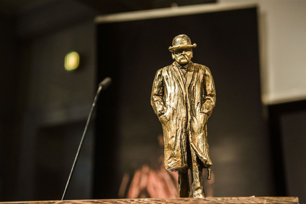 statuette af Cavling Prisen