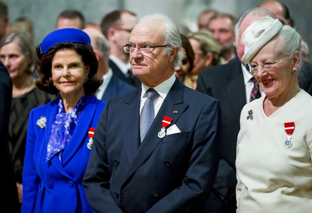 Dronning Silvia sammen med sin mand kong Carl Gustaf og dronning Margrethe.