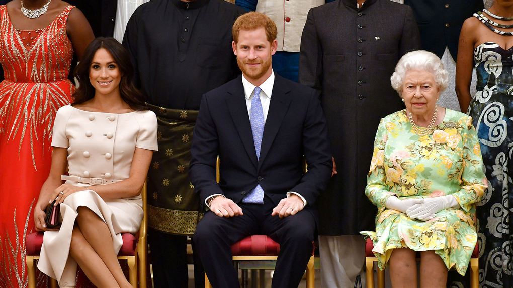billede af Meghan, Harry og dronning Elizabeth