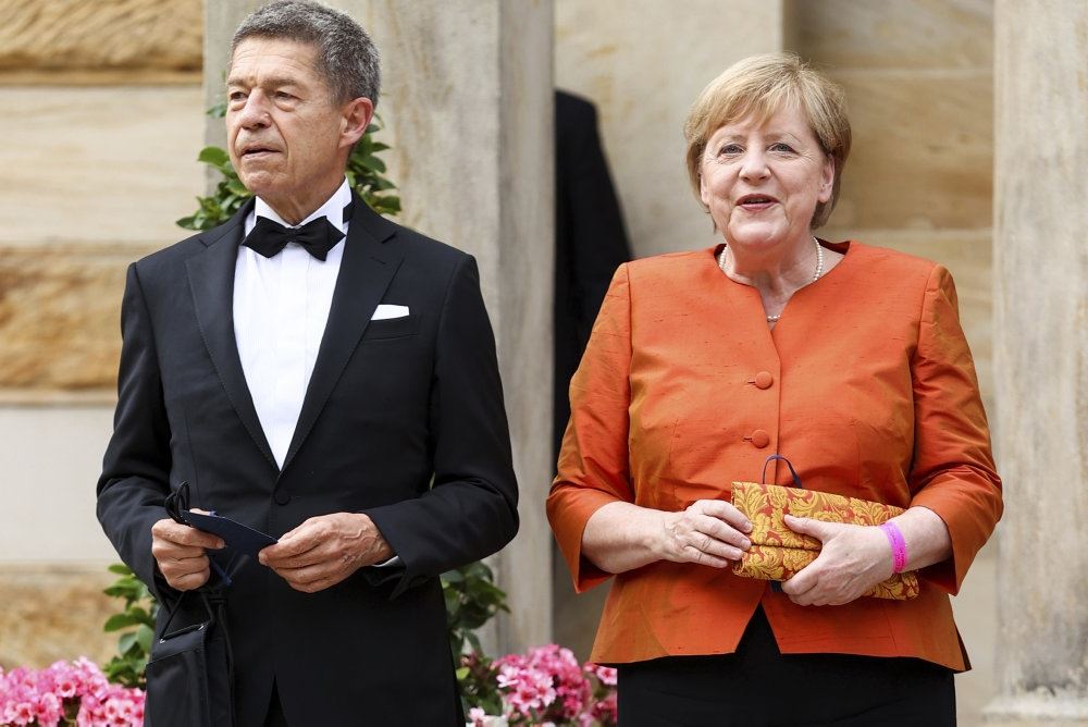Angela Merkel med mand