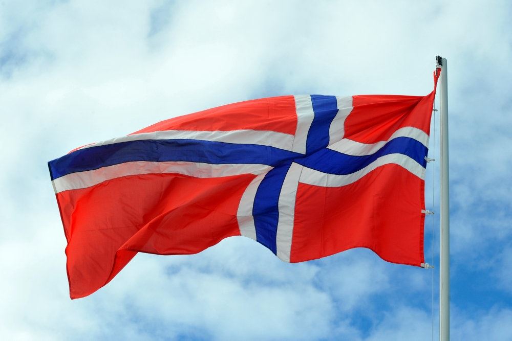 Det norske flag vajrer