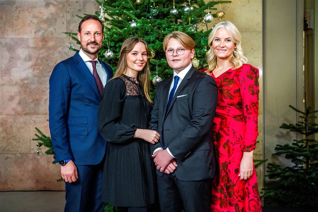 Det norske kronprinspar med deres to børn Ingrid Alexandra og Sverre Magnus.