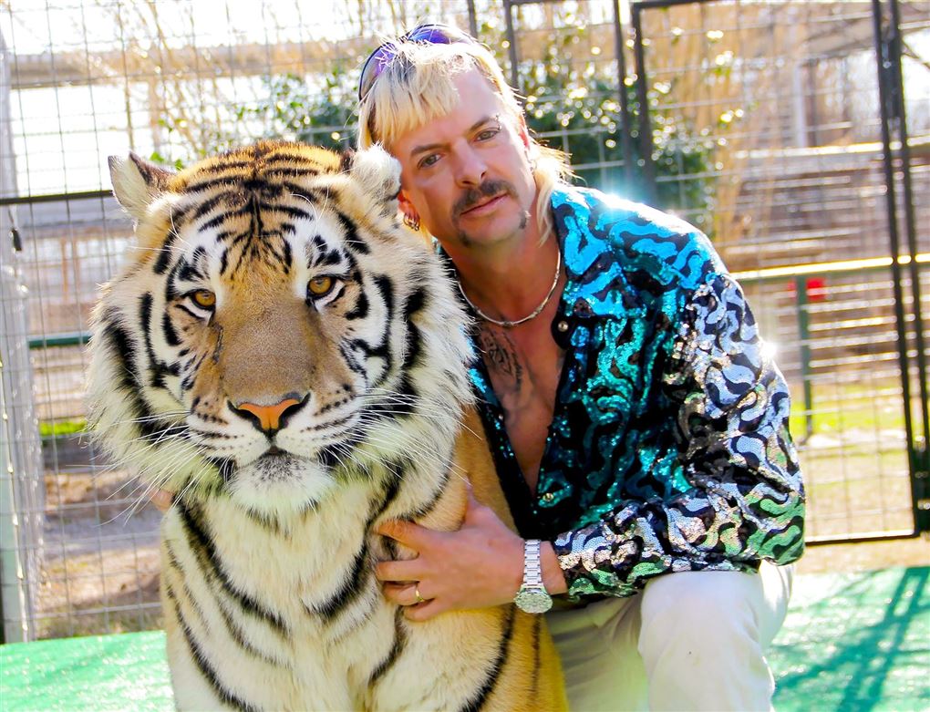Joe Exotic med tiger