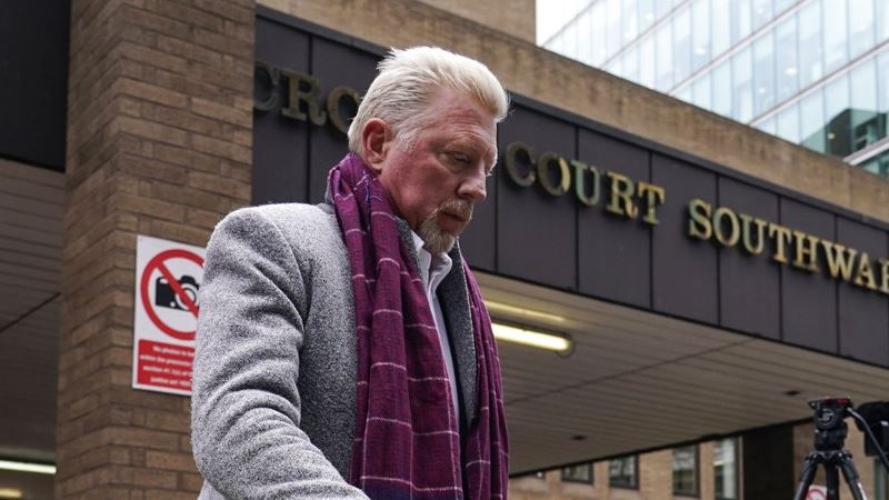 Boris Becker uden for retten