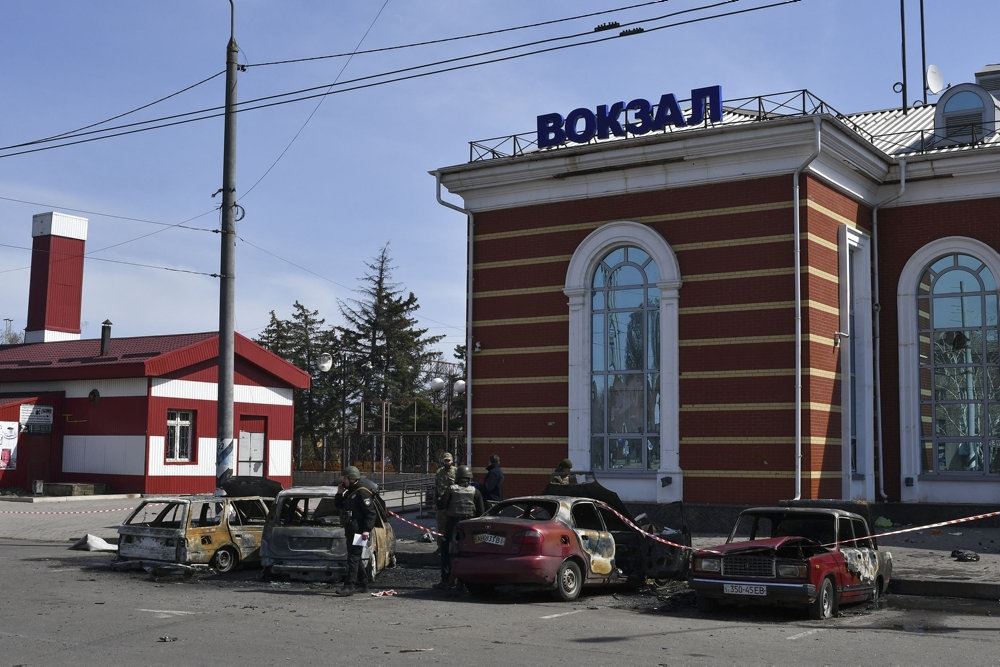 smadret togstation i Ukraine