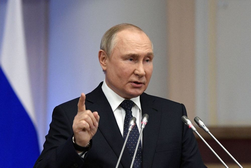 Vladimir Putin på talerstolen