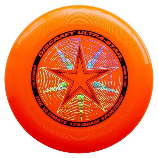 en orange frisbee
