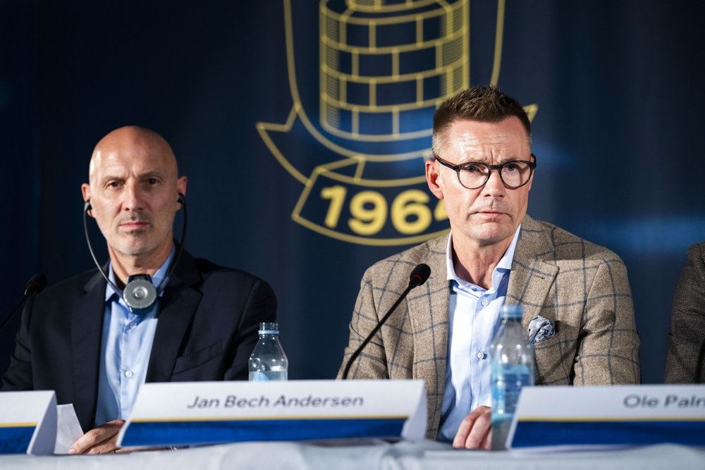 Jan Bech Andersen på et pressemøde