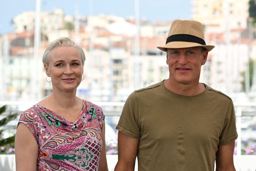 Vicki Berlin og Woody Harrelson