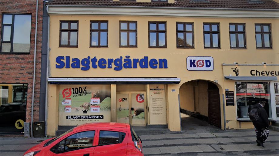 en bygning med en slagter