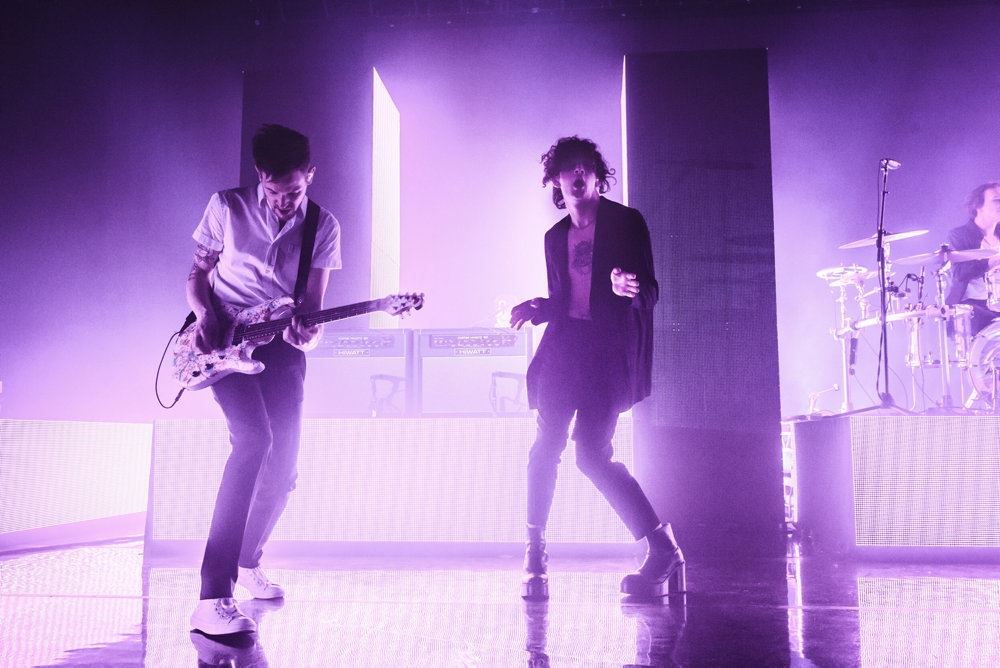 band på scene 