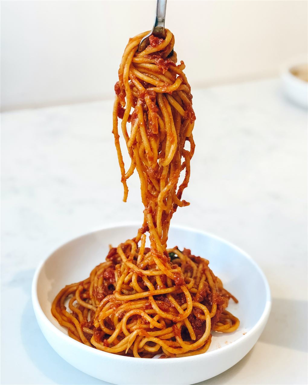Spaghetti bolognese på en gaffel