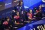 unge dyrker e-sport