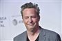 Matthew Perry i gråt jakkesæt
