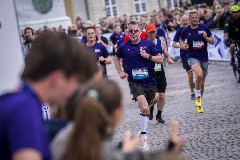 Folk der løber Royal Run