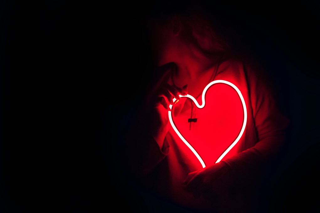 Hjerte i neon