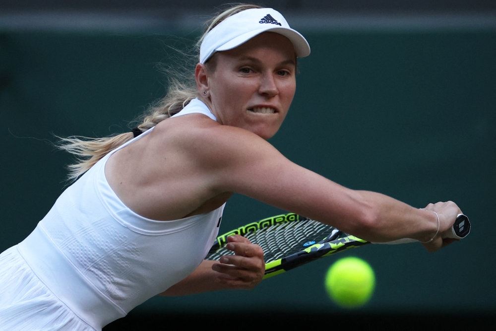 en tennisspiller i aktion