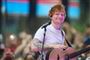 Ed Sheeran på scenen