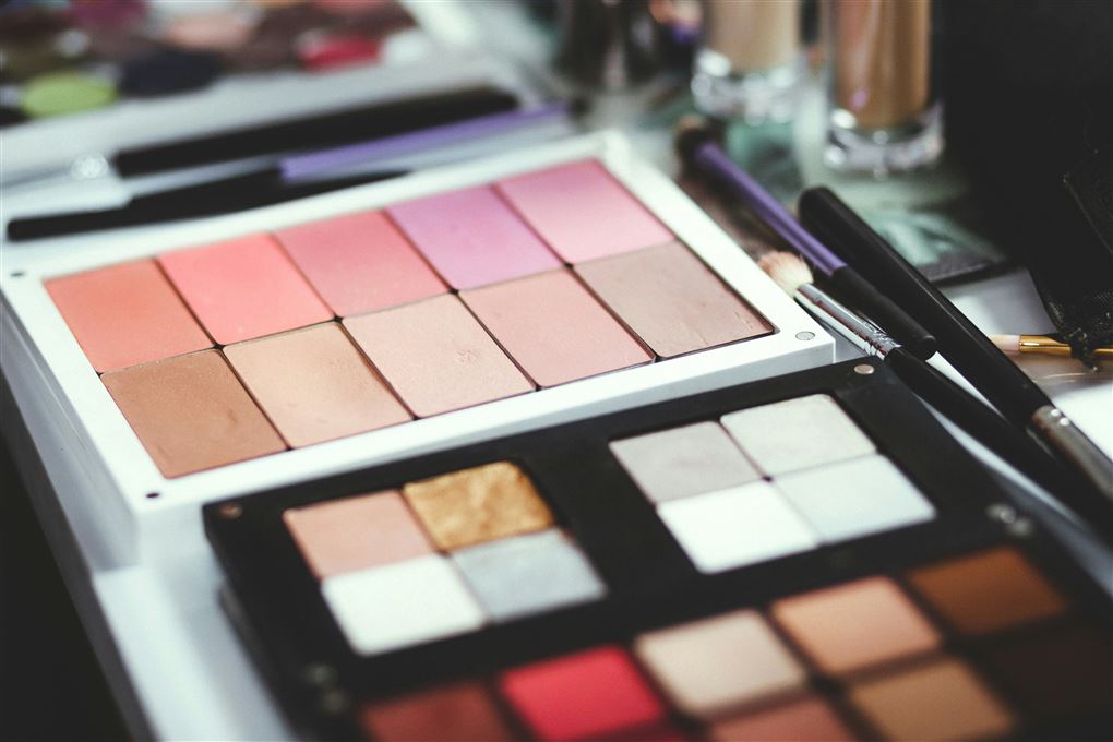 Makeup palette