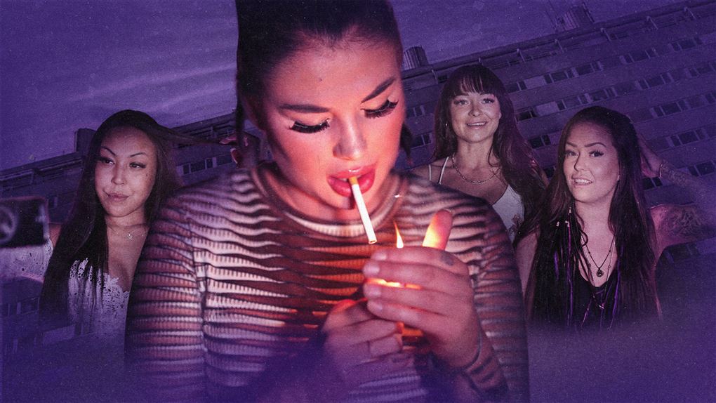 Kvinde tænder cigaret