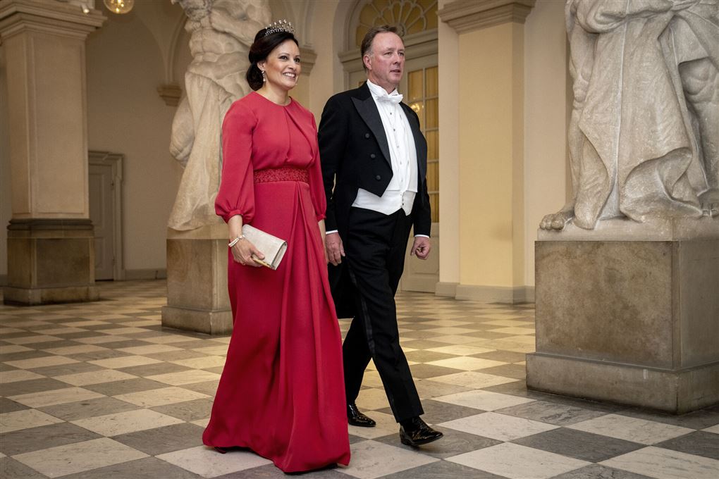 Prinsesse Carina og prins Gustav i galla. 
