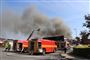 Brandbiler og sort røg