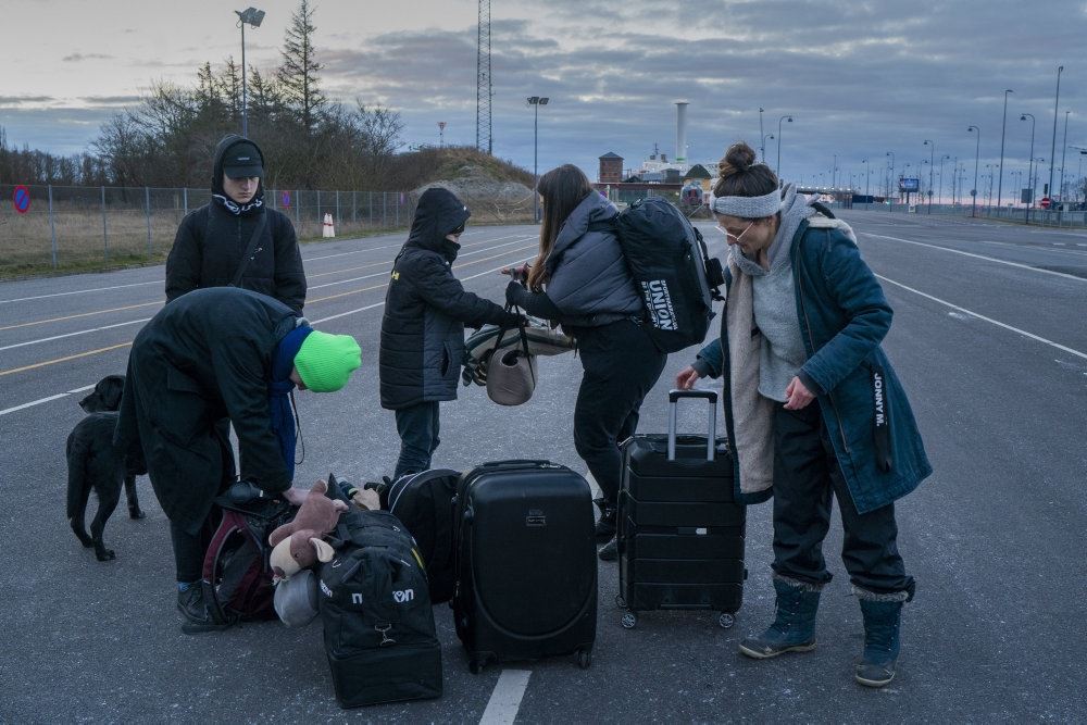 Flygtninge på en vej