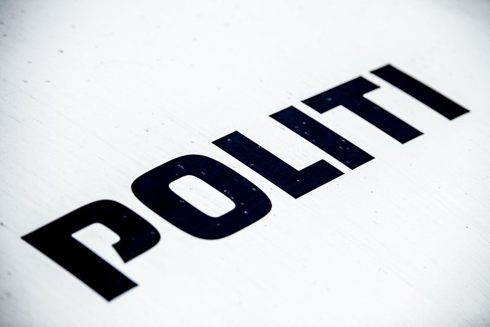 Skilt med "Politi"