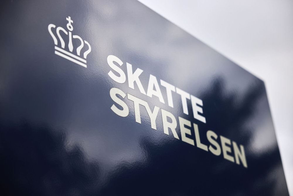 en facade med et logo for skat
