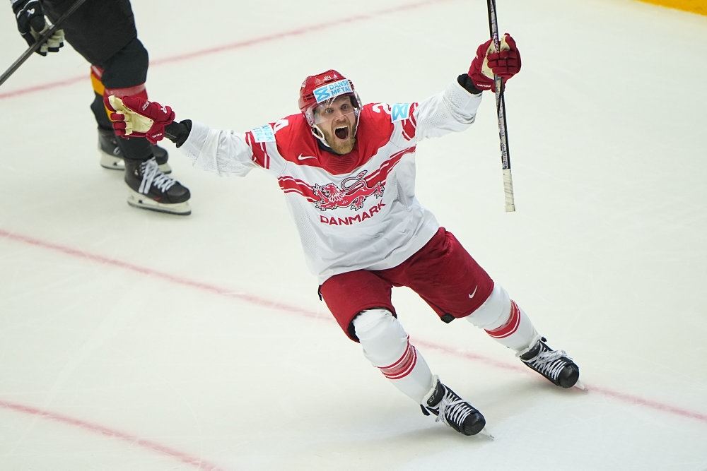ishockeyspillere jubler